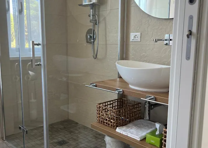 Domusbiri Bracciano (Rome)