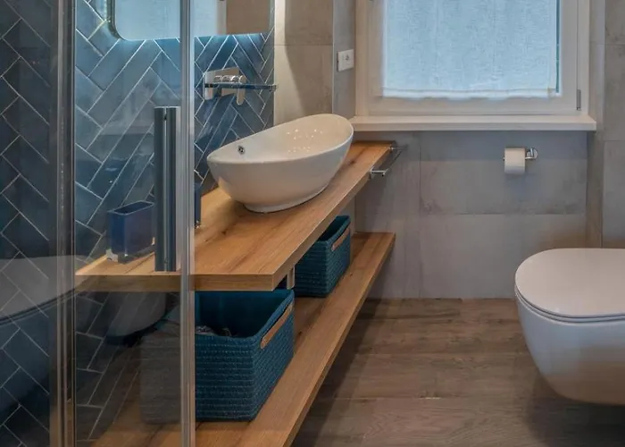 Πανσιόν Domusbiri 3*